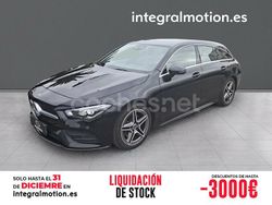 Negro Usado 2020 Mercedes CLA200 Shooting Brake Familiar | 34.900 € (Caro)