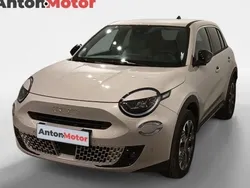 Usado 2024 Fiat 600 La Prima | 27.990 € (Precio justo)