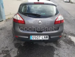 Gris / plata Usado 2011 Renault Mégane GrandTour Bose Edition Familiar | 3000 € (Buen precio)
