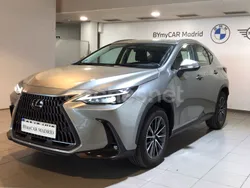 Gris / plata Usado 2024 Lexus NX350h SUV | 46.900 € (Super precio)