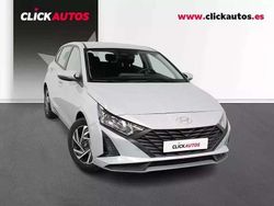 Gris Usado 2025 Hyundai i20 Utilitario | 15.600 € (Precio justo)
