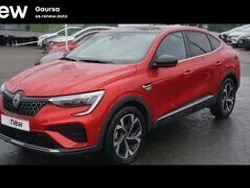 Rojo Usado 2024 Renault Arkana Techno SUV | 23.900 € (Buen precio)