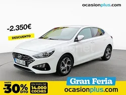 Blanco Usado 2022 Hyundai i30 Berlina | 19.800 € (Un poco caro)