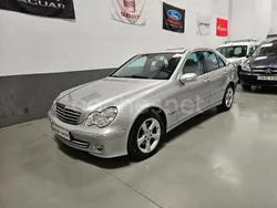 Gris / plata Usado 2005 Mercedes C180 Avantgarde Berlina | 5690 € (Precio justo)