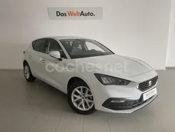 Blanco Usado 2024 Seat Leon Style Berlina | 23.500 € (Precio justo)