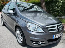 Gris / plata Usado 2011 Mercedes B180 Monovolumen | 5995 € (Precio justo)