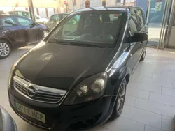 Negro Usado 2011 Opel Zafira Family Monovolumen | 5800 € (Precio justo)
