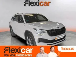 Blanco Usado 2023 Skoda Kodiaq SportLine SUV | 35.590 € (Caro)