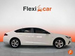 Blanco Usado 2021 Opel Insignia Edition Familiar | 12.890 € (Precio justo)
