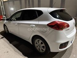 Blanco Usado 2016 Kia Ceed GT Berlina | 5990 € (Buen precio)