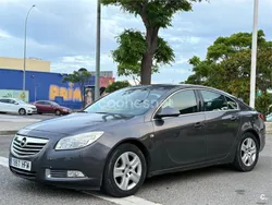 Gris / plata Usado 2011 Opel Insignia Edition Berlina | 3300 € (Buen precio)