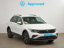 Blanco Usado 2021 VW Tiguan Life SUV | 26.180 € (Buen precio)