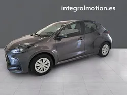 Gris Usado 2022 Toyota Yaris Edition Berlina | 16.500 € (Precio justo)