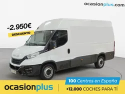 Blanco Usado 2023 Iveco Daily Berlina | 30.210 € (Buen precio)