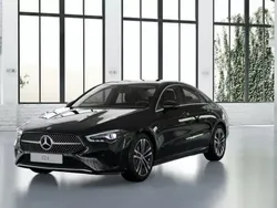 Negro Nuevo 2024 Mercedes CLA250e Berlina | 43.500 € (Super precio)