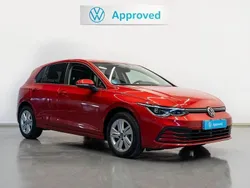 Rojo Usado 2022 VW Golf VIII Life | 22.900 € (Precio justo)