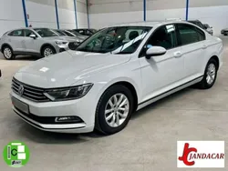 Blanco Usado 2019 VW Passat Advance Berlina | 16.300 € (Precio justo)