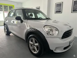 Blanco Usado 2014 Mini One D Countryman SUV | 9999 € (Un poco caro)