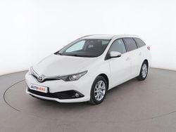 Blanco Usado 2017 Toyota Auris Touring Sports Active Familiar | 12.499 € (Precio justo)