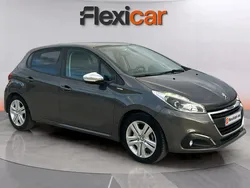 Gris Usado 2018 Peugeot 208 Style Utilitario | 7590 € (Buen precio)