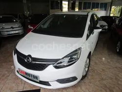 Blanco Usado 2018 Opel Zafira Family Monovolumen | 9995 € (Buen precio)