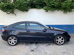 Negro Usado 2006 Mercedes C220 Sport Edition Berlina | 4200 € (Buen precio)