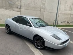 Gris / plata Usado 2000 Fiat Coupé Coupe | 9000 €