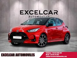 Rojo Usado 2023 Toyota Yaris Hybrid Sport Utilitario | 20.990 € (Precio justo)