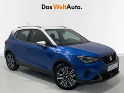 Azul Usado 2024 Seat Arona FR SUV | 20.819 € (Precio justo)