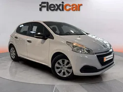 Blanco Usado 2016 Peugeot 208 Access Utilitario | 7490 € (Precio justo)