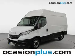 Blanco Usado 2022 Iveco Daily Berlina | 21.637 € (Buen precio)