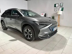 Gris Usado 2023 Subaru Solterra SUV | 44.900 €