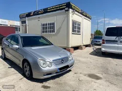 Gris Usado 2004 Mercedes C220 Berlina | 2399 € (Super precio)