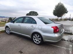 Gris / plata Usado 2006 Toyota Avensis Executive Berlina | 5500 € (Precio justo)