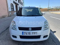 Blanco Usado 2007 Suzuki Swift GL Berlina | 2999 € (Precio justo)