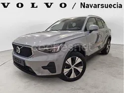 Gris / plata Usado 2025 Volvo XC40 Core SUV | 35.900 €