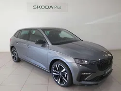 Gris Nuevo 2025 Skoda Scala Monte Carlo Utilitario | 27.900 € (Un poco caro)