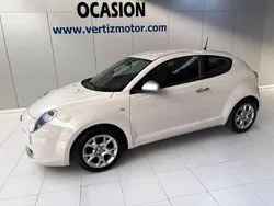 Blanco Usado 2015 Alfa Romeo MiTo Utilitario | 9500 € (Caro)