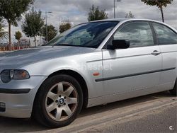 Gris / plata Usado 2002 BMW 320 Berlina | 2900 € (Buen precio)