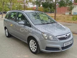 Gris / plata Usado 2008 Opel Zafira Essentia Monovolumen | 3500 € (Buen precio)