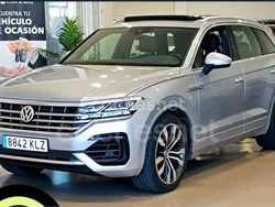 Gris / plata Usado 2018 VW Touareg R-line SUV | 44.990 € (Precio justo)