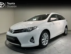 Blanco Usado 2015 Toyota Auris Active Familiar | 12.900 € (Un poco caro)
