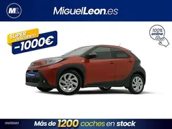 Rojo Usado 2022 Toyota Aygo Play Utilitario | 12.985 € (Precio justo)