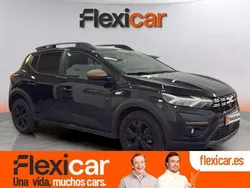Amarillo Usado 2023 Dacia Sandero Expression Utilitario | 15.990 € (Precio justo)