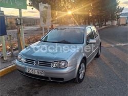 Gris / plata Usado 2002 VW Golf IV Highline Berlina | 3300 € (Buen precio)