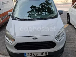 Blanco Usado 2015 Ford Tourneo Courier Ambiente Monovolumen | 8900 € (Precio justo)