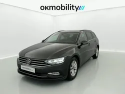 Deep black perleffekt Usado 2021 VW Passat Business Familiar | 20.060 € (Precio justo)