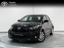 Negro Usado 2024 Toyota Yaris Hybrid Active Berlina | 21.800 € (Precio justo)