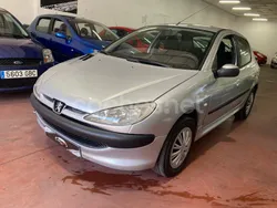 Gris / plata Usado 2004 Peugeot 206 Berlina | 2800 € (Precio justo)