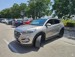 Gris / plata Usado 2017 Hyundai Tucson SUV | 14.990 € (Precio justo)